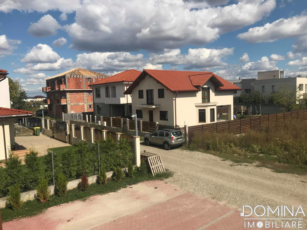 Apartament 3 camere 90 mp cu loc de parcare si gradina