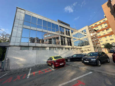 Închiriere spațiu comercial P+2, în zonă centrală , B-dul Constantin Brâncuși