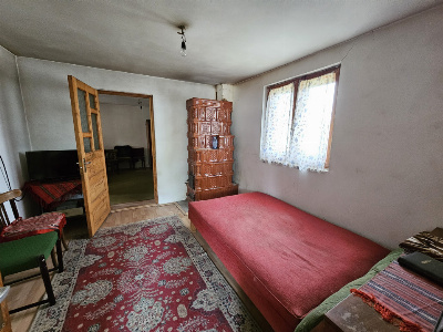 Vânzare casă P+1, în comuna Dănești, sat Șasa - la 10 km distanță de Tg. Jiu