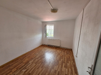 Spațiu birouri 60 mp de închiriat – Calea București, Târgu Jiu