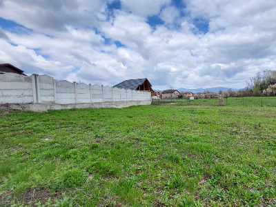 Vânzare teren intravilan, zonă liniștită - strada Bârsești, Târgu Jiu