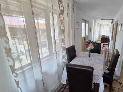 Vânzare casă tradițională situată în Bengești-Ciocadia, strada Linia Mare