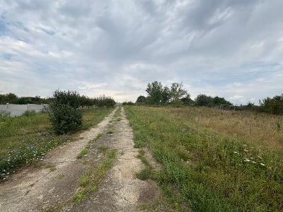 Vânzare teren 6800 mp intravilan și extravilan - comuna Câlnic - sat Câlnic