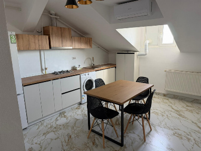 Vânzare apartament 2 camere modern, mobilat și utilat, strada Ciocârlău 