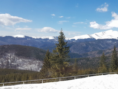 Pensiune de vânzare în Rânca  - Investiție turistică la cheie