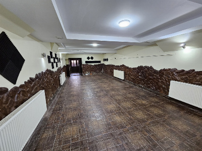 Închiriere spațiu comercial 65 mp, în zonă intens circulată - Piața 9 Mai