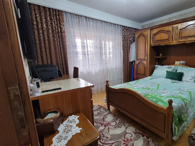 Vânzare apartament 2 camere, situat în zonă centrală, strada Cerna