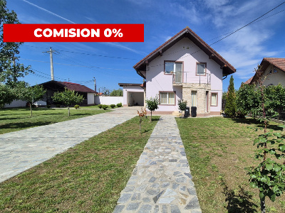 Vânzare casă P+M *suprafață generoasă-cartier privat* Str. Salcâmului, Panduraș