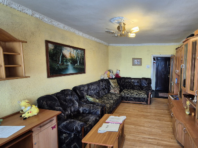 Vânzare apartament 3 camere, cartier Traian, str. Slt. Grigore Cătălin Haidău