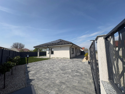 Vânzare casă *nouă - finisaje premium* - zona Prelungirea Panduri