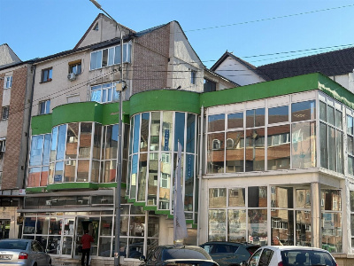 Închiriere spațiu comercial 510 mp – D+P+1 – zonă centrală, strada Victoriei