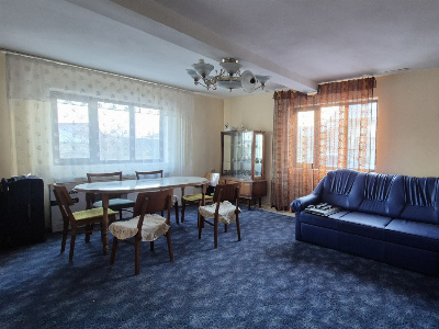Casă P+1 de vânzare cu teren 1.143 mp – Târgu Jiu, zona Panduri, str. Motrului