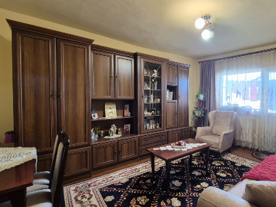 Vânzare apartament 4 camere, 79 mp, vedere bilaterală – zona Debarcader