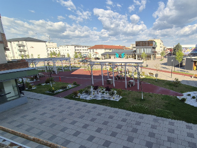 Vânzare apartament 3 camere, etaj 1, situat în Rovinari, strada Minerilor