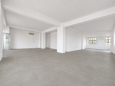 Spațiu comercial | 220 mp | Ultracentral | Vânzare/Închiriere | Open-space