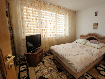 Închiriere apartament 3 camere, Târgu Jiu, zona centrală