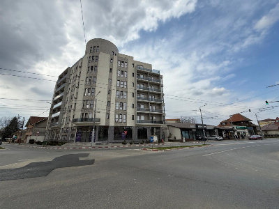 Închiriere spațiu comercial *200 mp - trafic intens - Bld. Republicii*