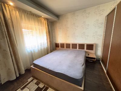 Vânzare apartament 2 camere, mobilat și utilat – zona 8 Mai, Aleea Ioan Slavici