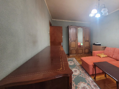 Vânzare apartament 4 camere+boxă, 85 mp, strada 11 Iunie 1848, Târgu Jiu