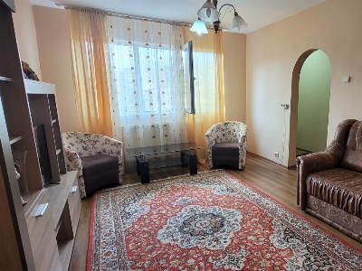Vânzare apartament 3 camere, renovat, Aleea Plopilor, Târgu Jiu