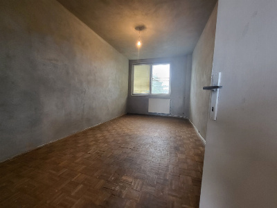 Vânzare apartament cu 3 camere, strada Garofiței, zona 1 Mai