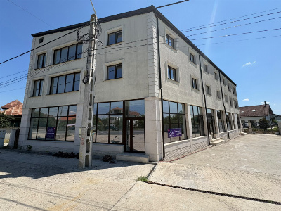 Închiriere imobil P+2, cu potențial hotelier – DN 66, Romanești