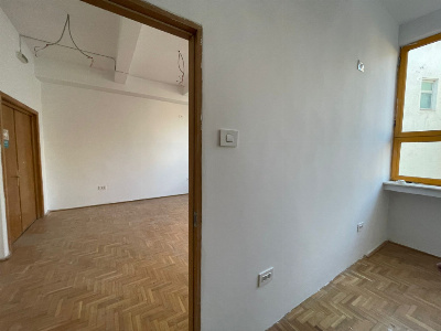 Închiriere spații birouri - ultracentrale – diverse suprafețe – zona Primăriei