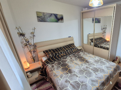 Vânzare apartament 3 camere, mobilat/utilat, situat în Tg.Jiu, Aleea Teilor