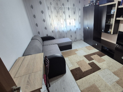 Vânzare apartament 2 camere decomandat, vedere bilaterală, Aleea Plopilor