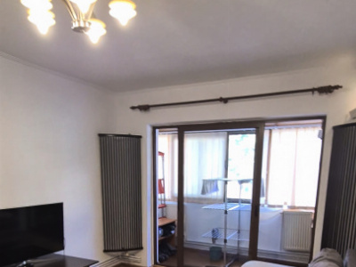 Vânzare apartament 3 camere – etaj 1 – ultracentral – strada Victoriei