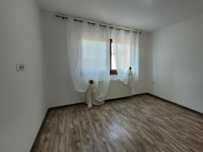 Vânzare apartament 3 camere complet renovat, Aleea Școlii, Rovinari