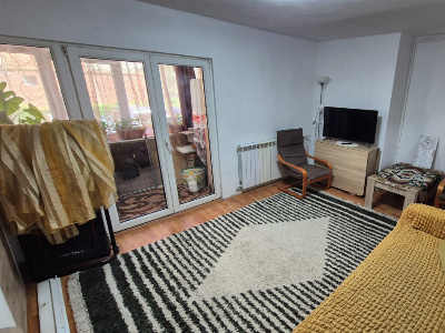 Vânzare apartament 2 camere, zona Pieței Centrale, strada Plevnei