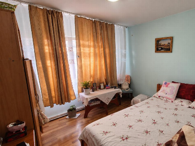 Vânzare apartament 3 camere, strada Nicolae Grigorescu - zona Debarcader